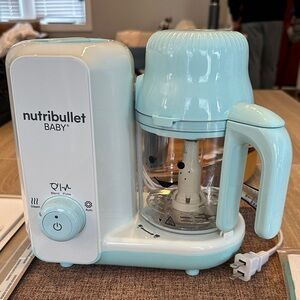 Nutribullet Baby Food Processor in Light Blue
